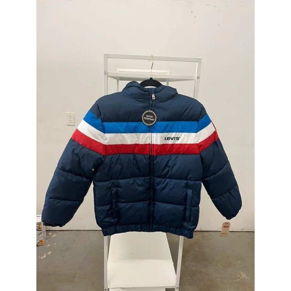 Levi’s NWT boys puffer jacket large